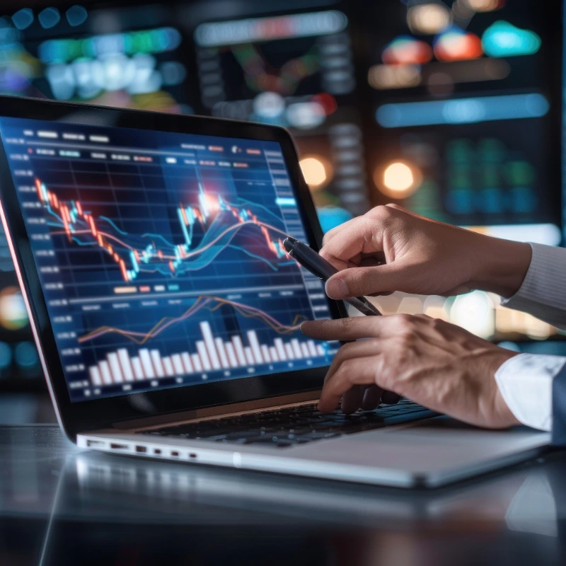 Análisis de datos financieros y estrategia sobre una pantalla